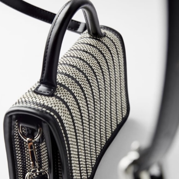 Zara woven exterior crossbody bag - Picture 3 of 5